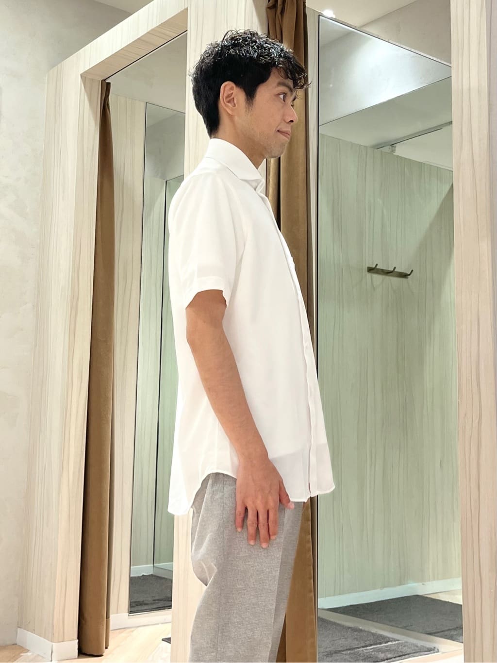 URAさんの「TAKEO KIKUCHI｜【抗菌防臭】COOL DOTS（R）ドビープリント パンツ」を使ったコーディネート