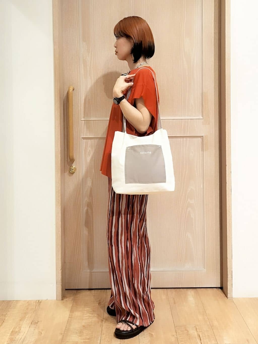 YUKIさんの「SHOO･LA･RUE｜【S-LL/ひんやり/UV】二の腕をきれいにカバー ショルダータックトップス」を使ったコーディネート