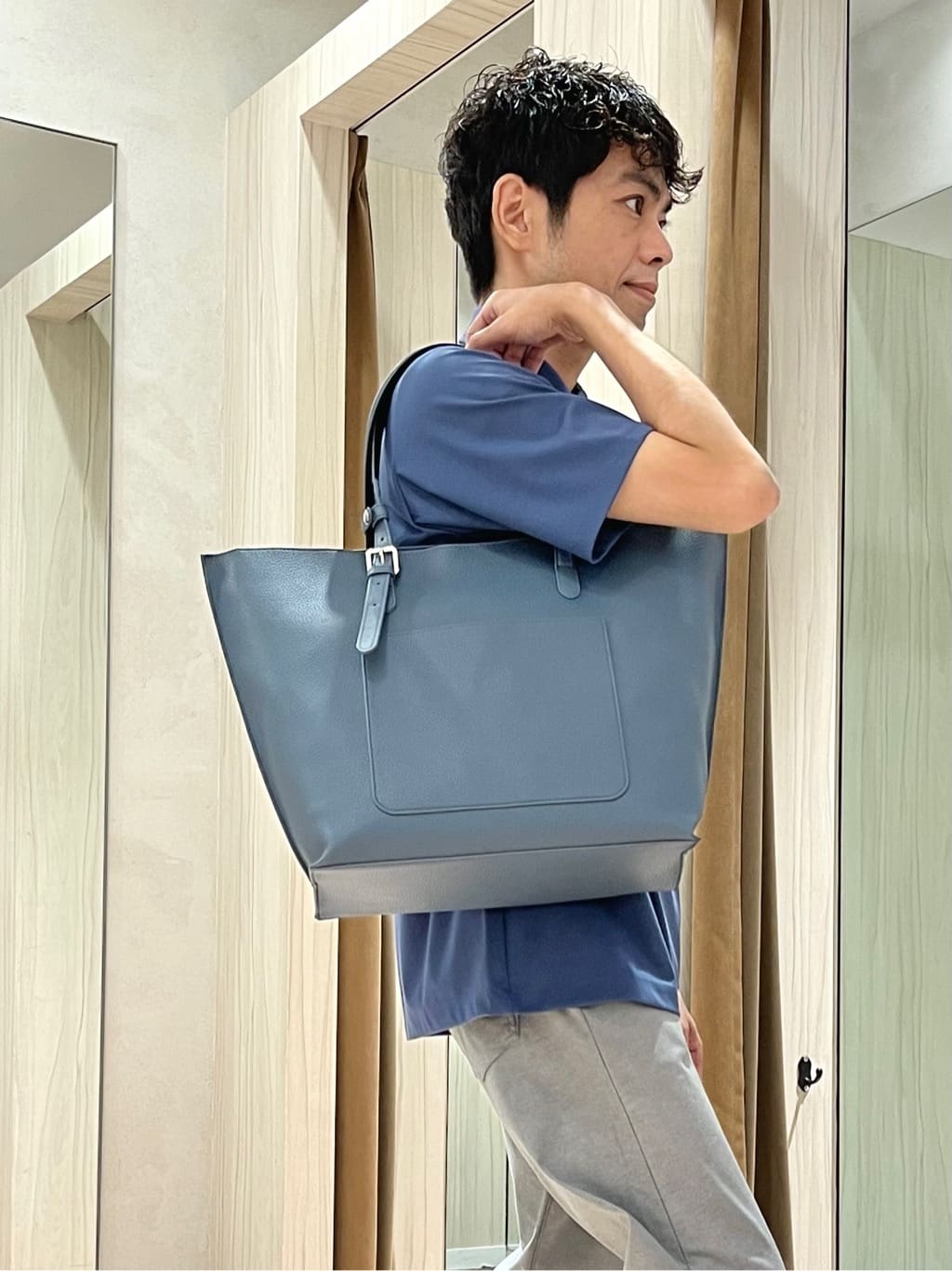 URAさんの「TAKEO KIKUCHI｜【Made in JAPAN】播州織 ストレッチ パンツ」を使ったコーディネート