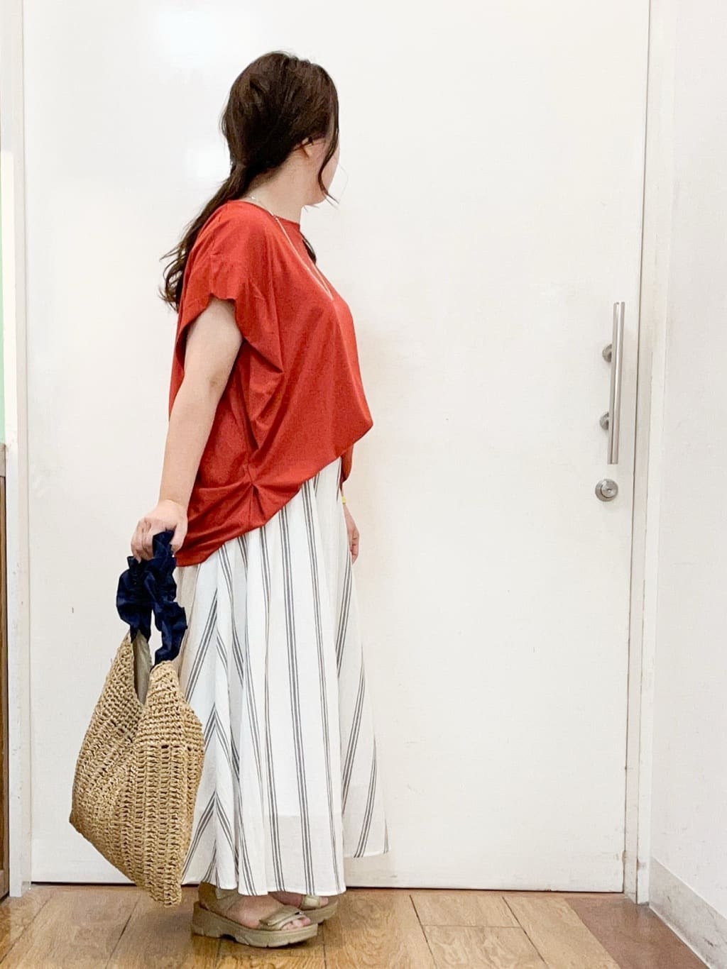 haruさんの「SHOO･LA･RUE｜【S-LL/ひんやり/UV】二の腕をきれいにカバー ショルダータックトップス」を使ったコーディネート