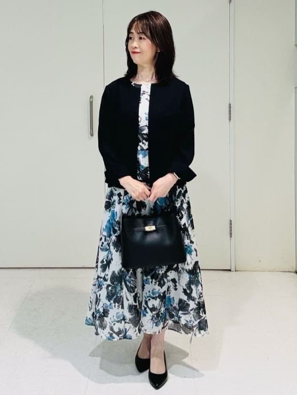 makiさんの「UNTITLED｜【短丈/日本製】カラミ風メッシュ ノーカラージャケット」を使ったコーディネート