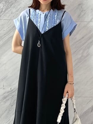 Miwaさんの「UNTITLED｜【洗える/肩紐調節可能】パウダーキャミワンピース」を使ったコーディネート