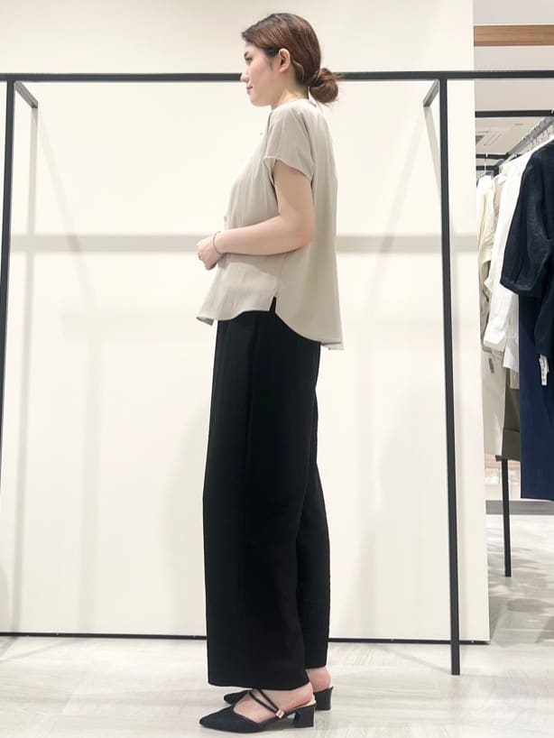 T.Kさんの「INDIVI｜【洗える／UVケア／SETUP可能】ドロストワイドパンツ」を使ったコーディネート