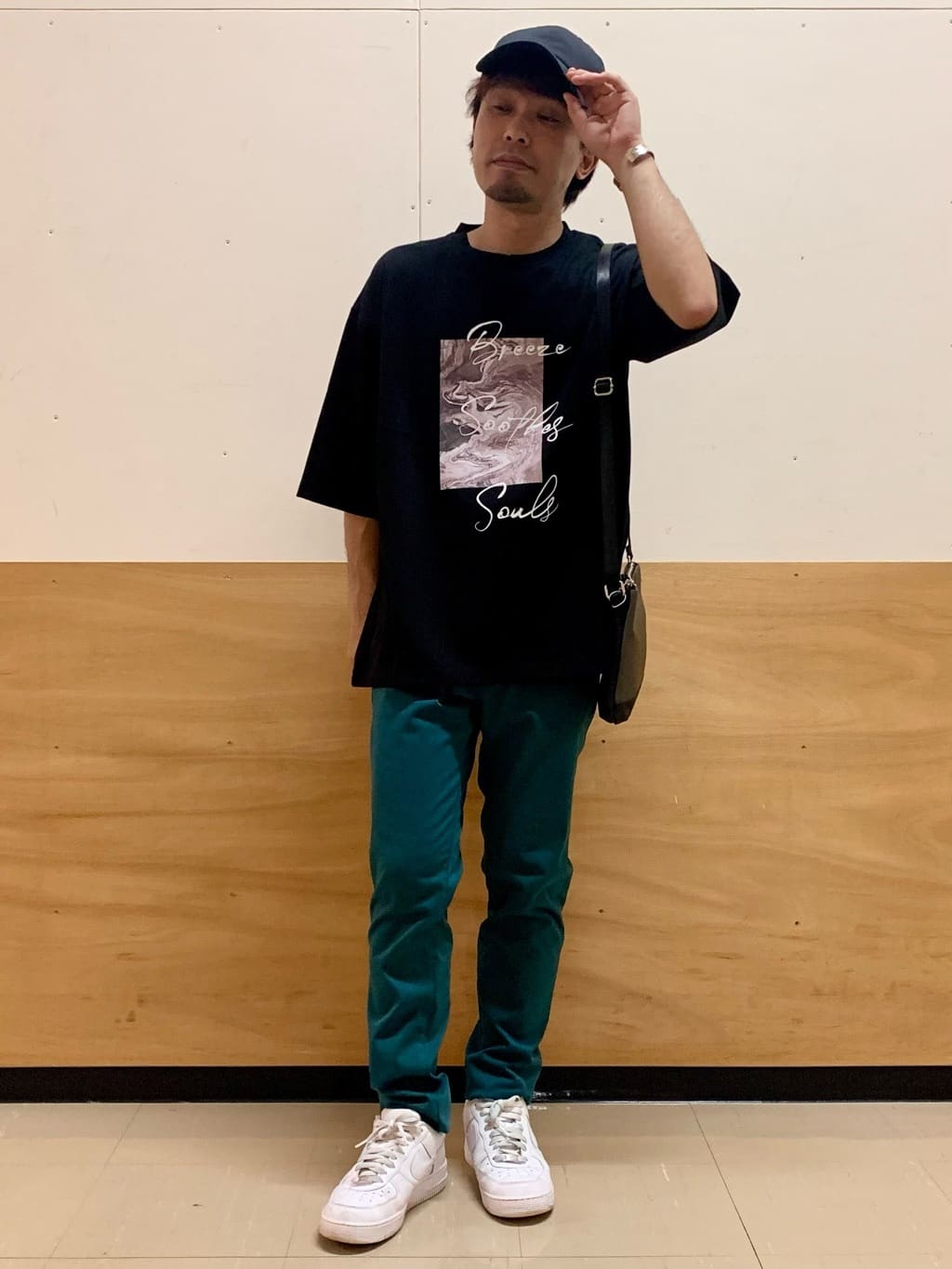 MATUさんの「THE SHOP TK｜累計売上40万本突破！！プレミアムスキニーパンツ　【Sサイズ～/6色展開/360&deg;ストレッチ/洗濯機」を使ったコーディネート