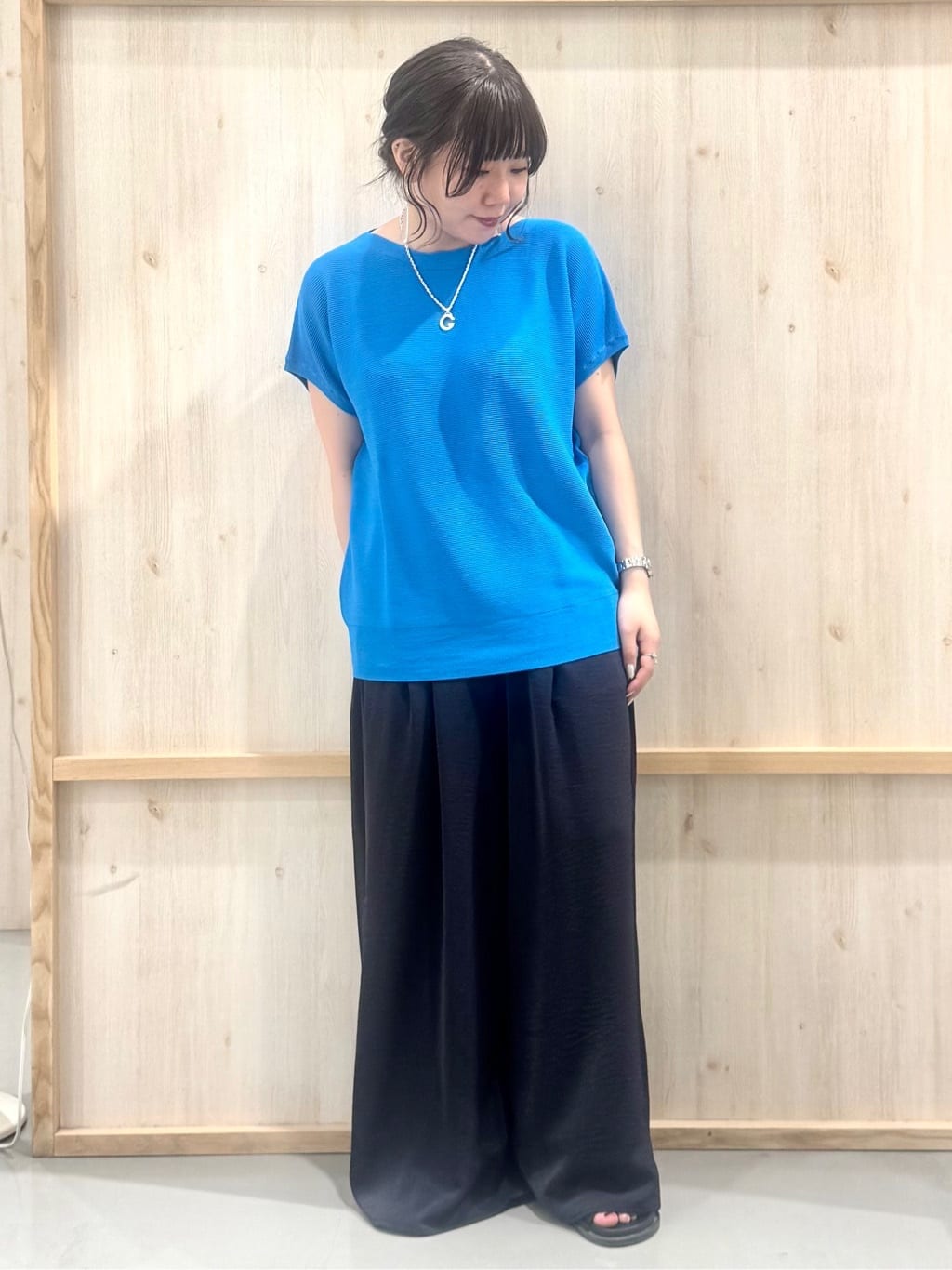 nanaさんの「THE SHOP TK｜【6色展開】さらさらフレンチニット【毛玉になりにくい/洗濯機OK】」を使ったコーディネート