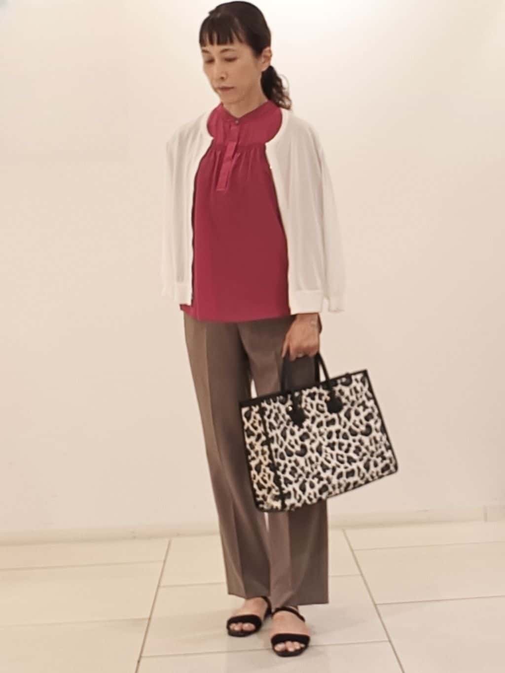 namiさんの「Reflect｜【選べる5色◎／マシンウォッシュ可】シャーリングデザインブラウス」を使ったコーディネート