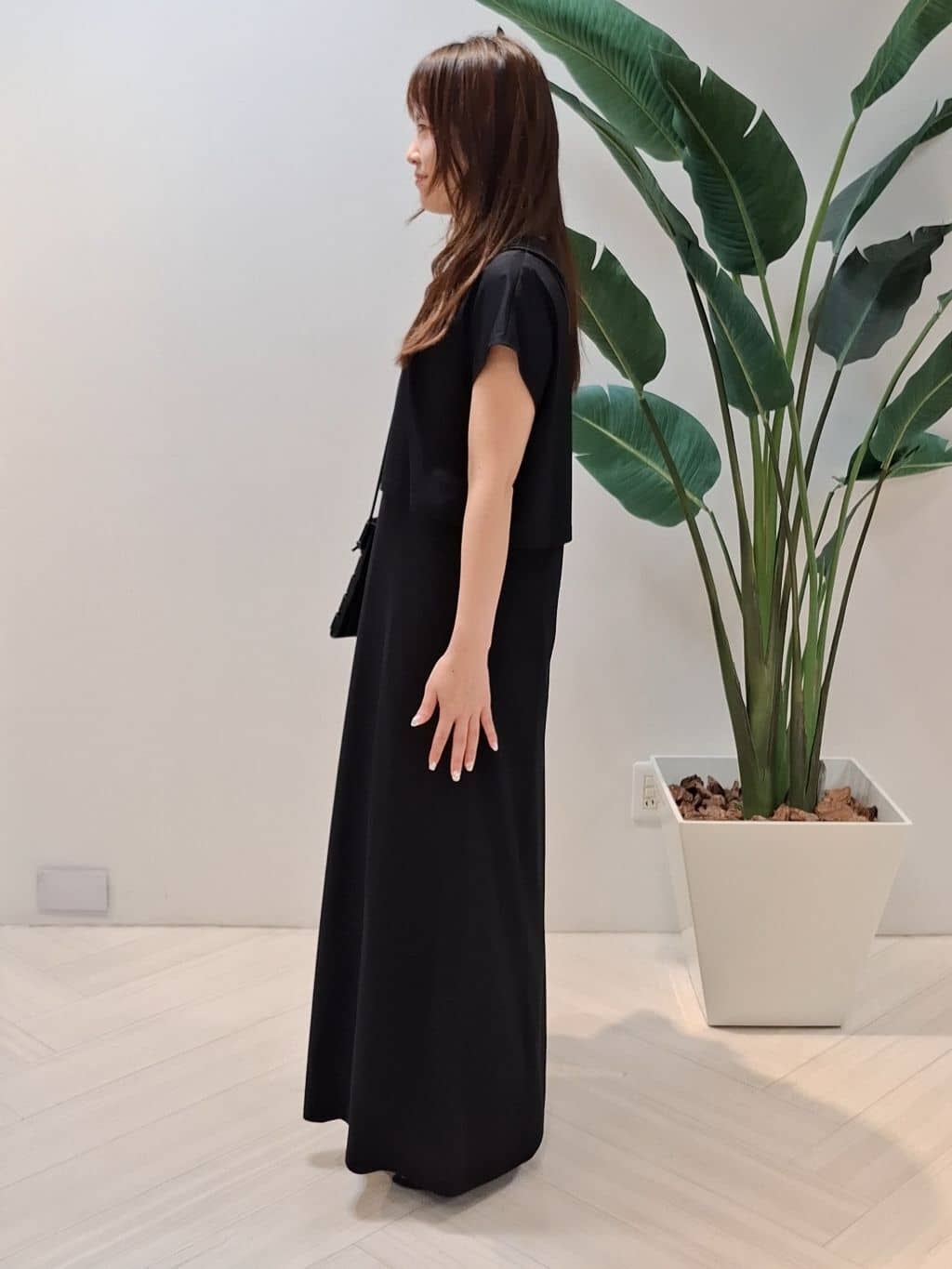 YuKaRiさんの「UNTITLED｜マーブルドロップネックレス」を使ったコーディネート