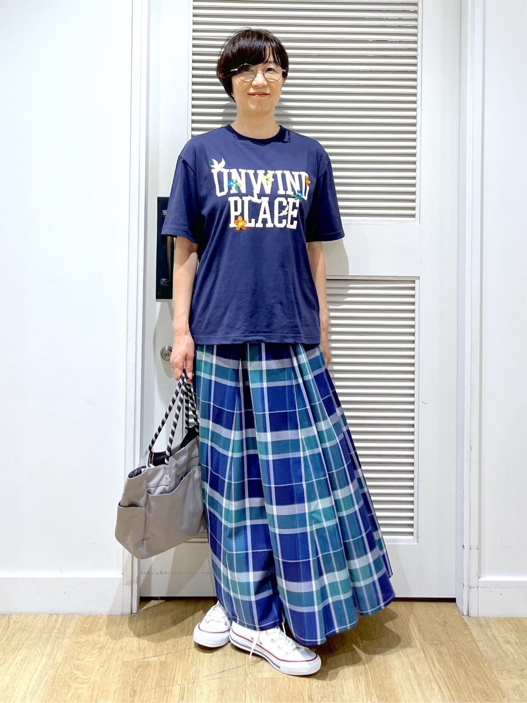 Miyazakiさんの「Dessin｜ロゴ刺繍Tシャツ」を使ったコーディネート