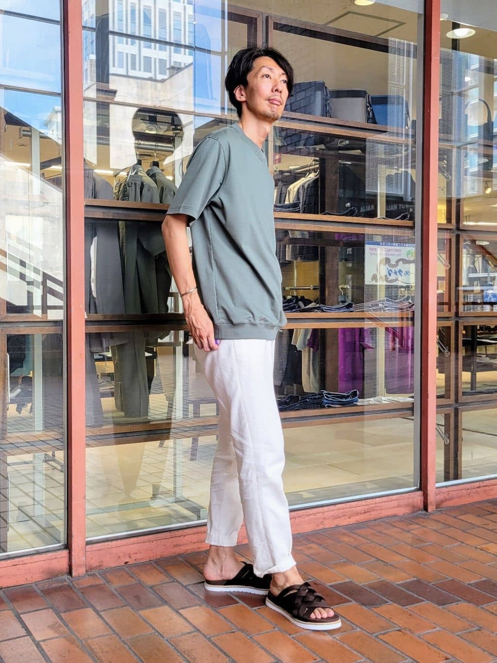 piroyaさんの「TAKEO KIKUCHI｜【抗菌防臭／5サイズ展開】ハイゲージポンチ Tシャツ」を使ったコーディネート