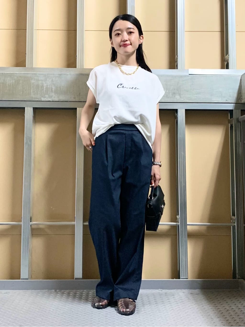 sahoさんの「THE SHOP TK｜ラバーグルカサンダル」を使ったコーディネート