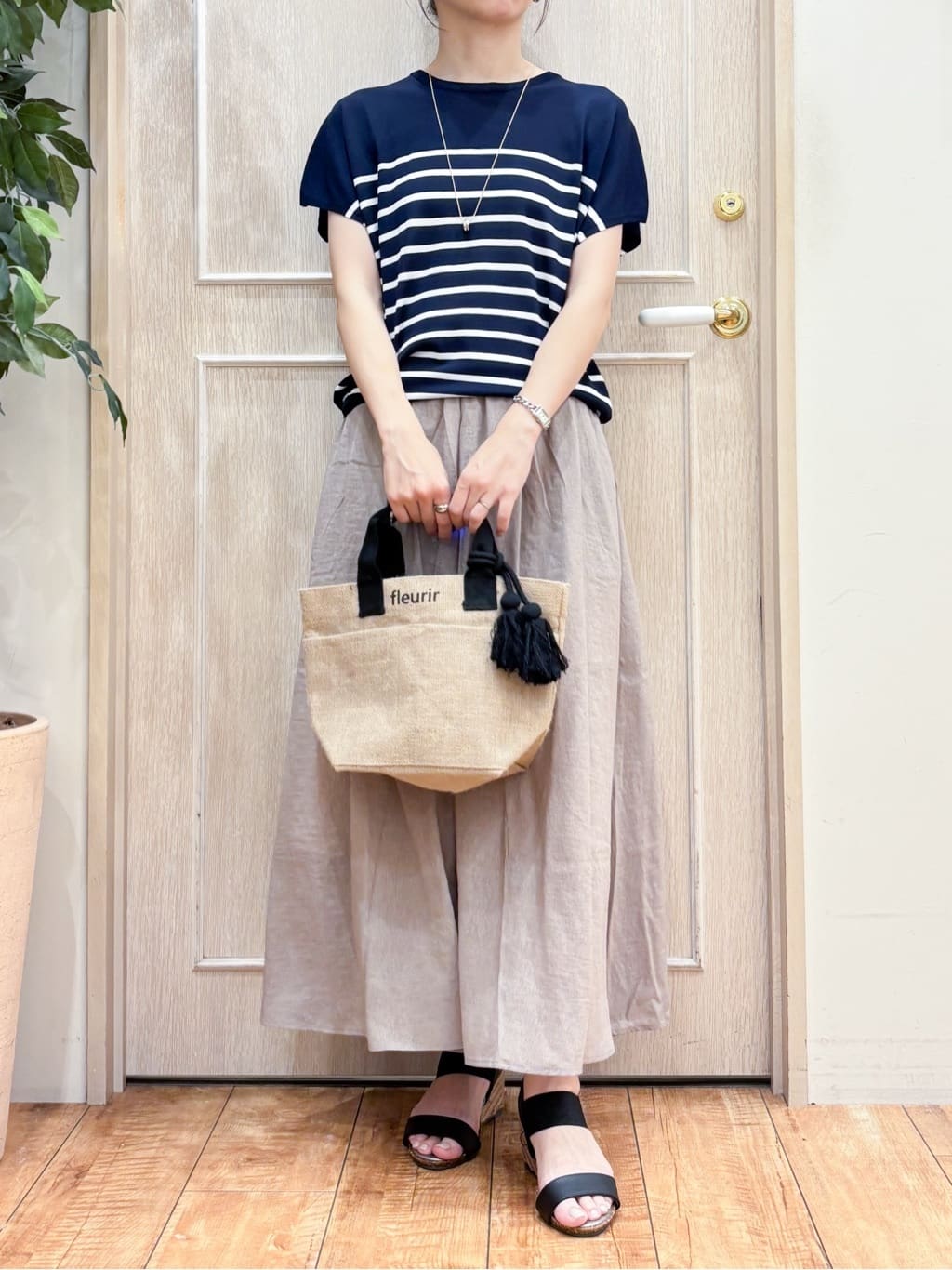 なみさんの「SHOO･LA･RUE｜【ひんやり/S-LL】さらさらな肌触りが心地よい フレンチスリーブニット」を使ったコーディネート