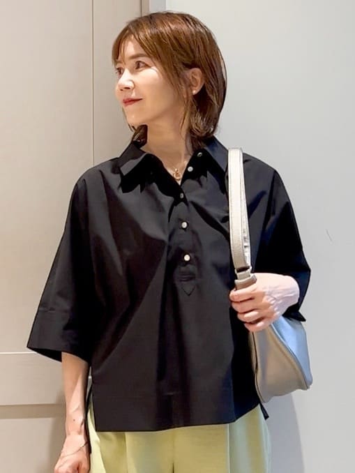 yamakoさんの「grove｜ラウンドメタルバングル」を使ったコーディネート
