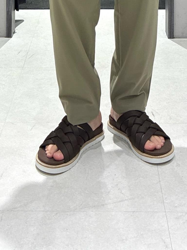 わいずみさんの「TAKEO KIKUCHI｜【COOL CITY WEAR】エアートール オープンカラーシャツ /接触冷感・通気性」を使ったコーディネート