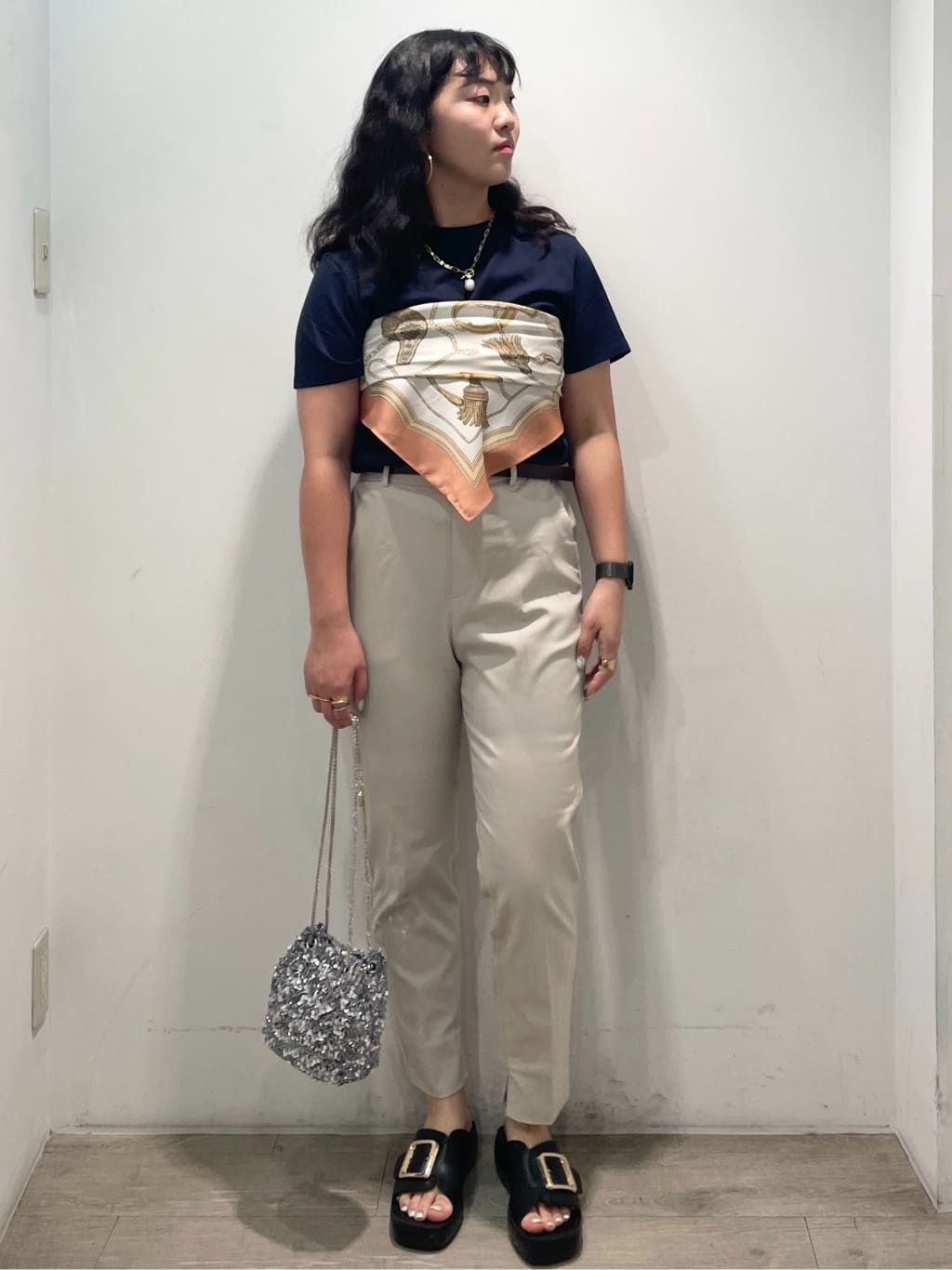 sumicaさんの「OPAQUE.CLIP｜《5色展開》ベーシックTシャツ【洗濯機洗い可／UV／接触冷感】」を使ったコーディネート