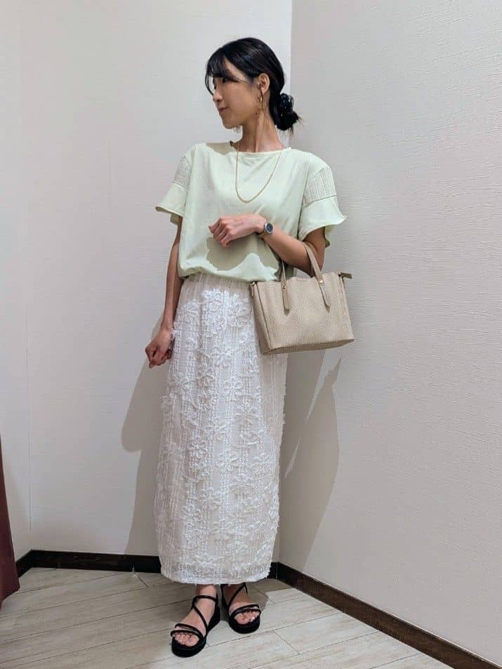 asa.さんの「SHOO･LA･RUE｜◆キラキラループサンダル」を使ったコーディネート