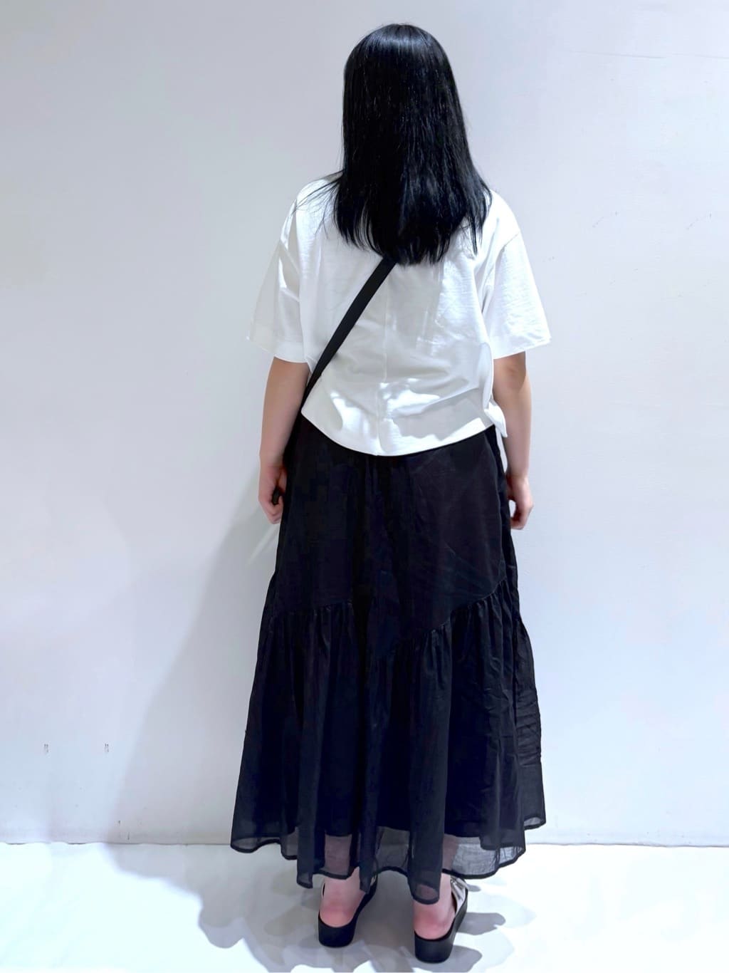 momoさんの「OPAQUE.CLIP｜」を使ったコーディネート