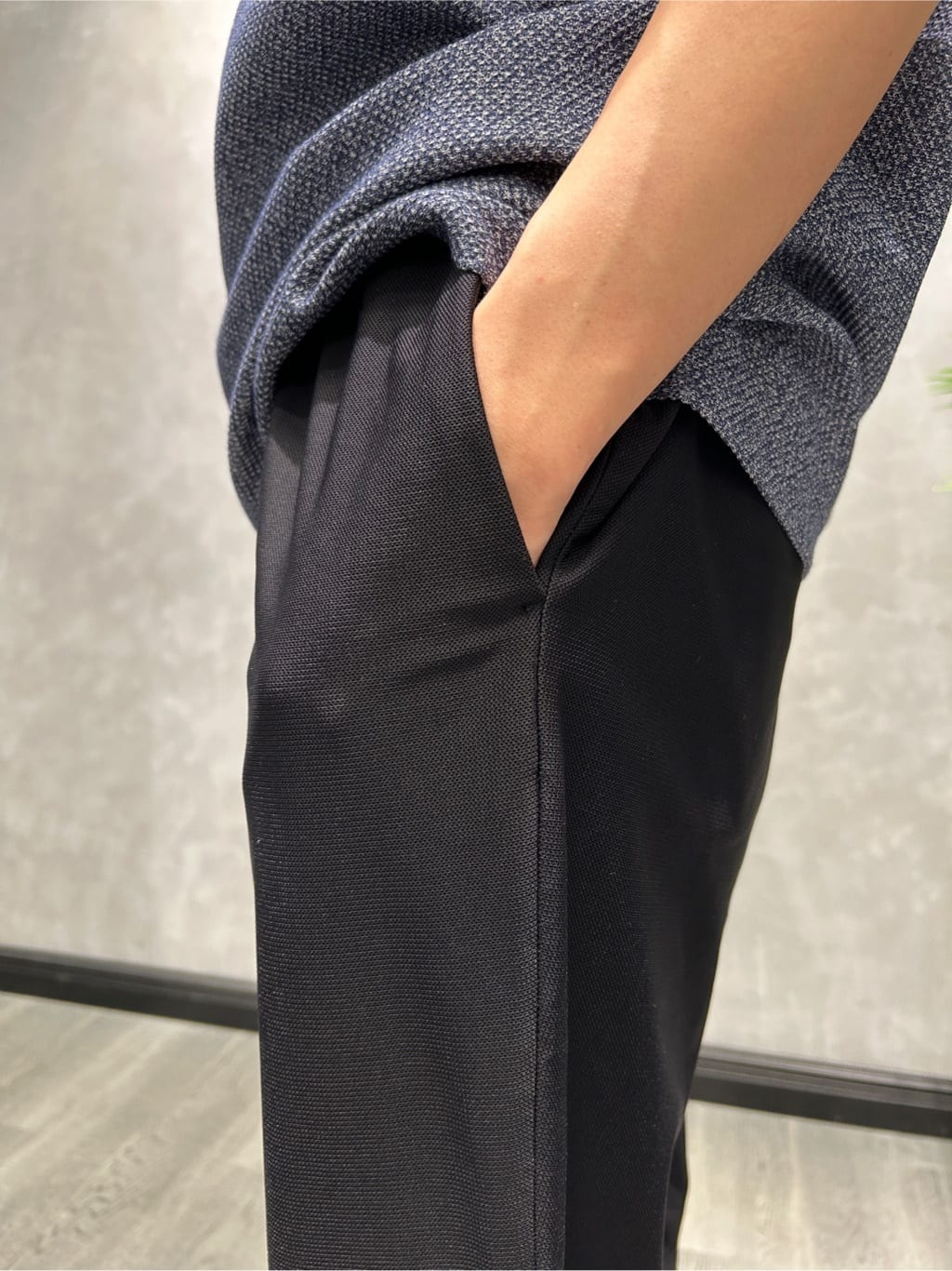 ruiさんの「TAKEO KIKUCHI｜【COOL CITY WEAR】エアートール パンツ /接触冷感・通気性」を使ったコーディネート