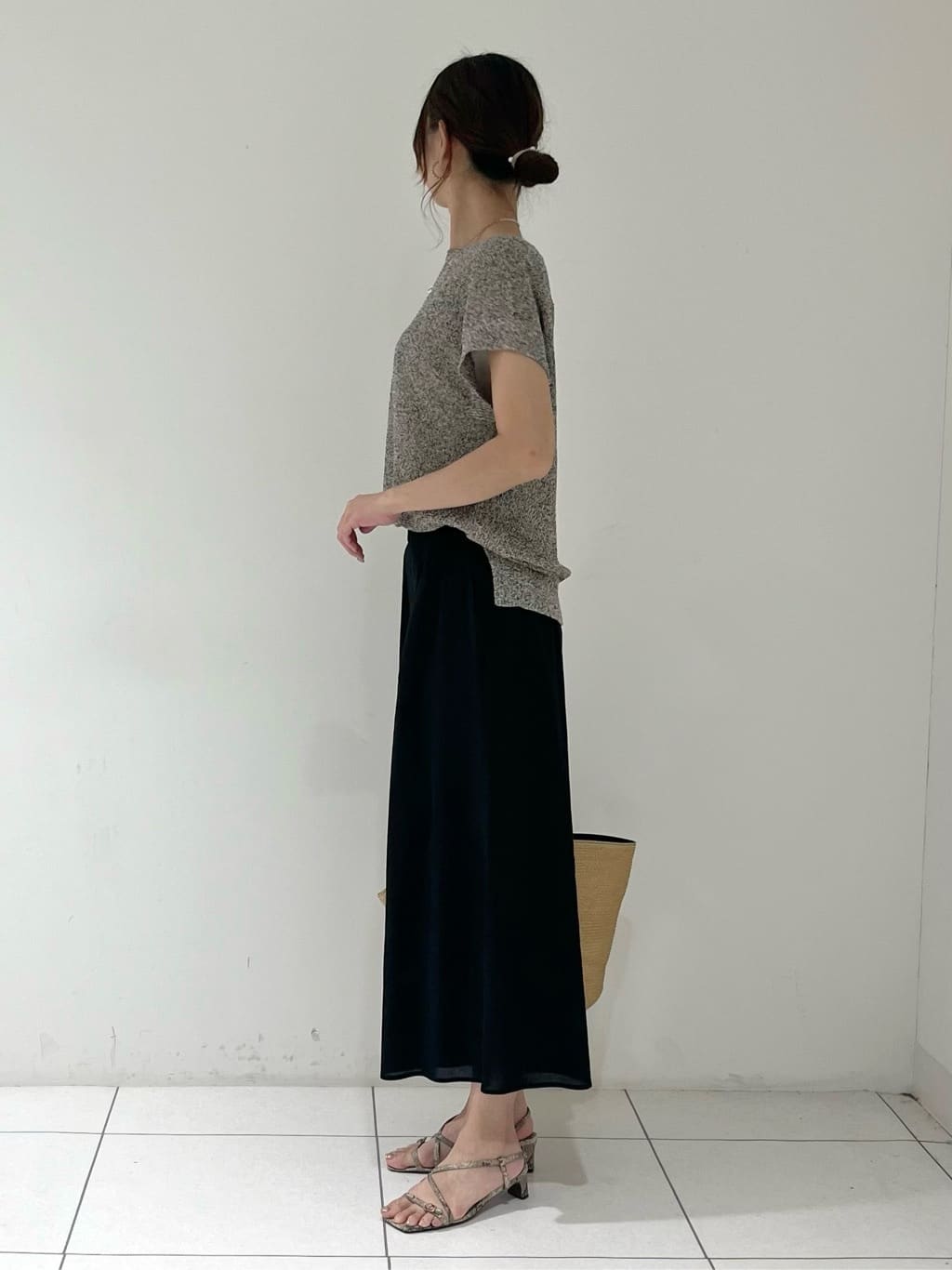 shioriさんの「INDIVI｜【日本製】ビスチェインナータンクトップ」を使ったコーディネート
