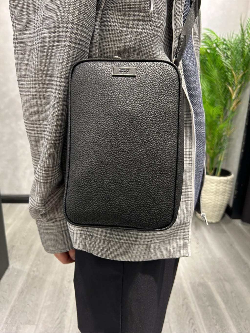 ruiさんの「TAKEO KIKUCHI｜【COOL CITY WEAR】エアートール パンツ /接触冷感・通気性」を使ったコーディネート