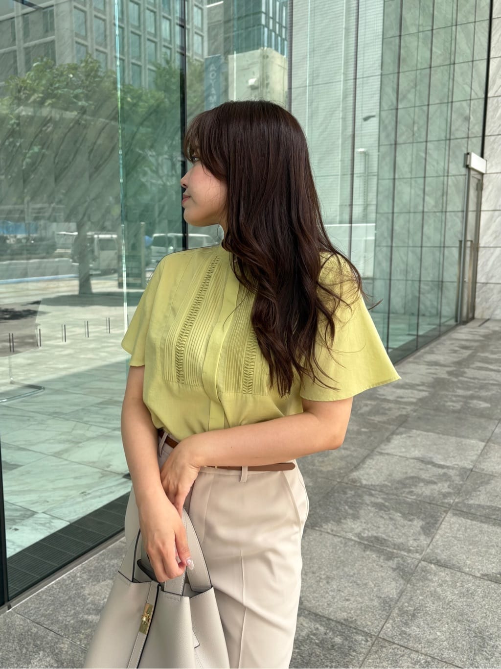 MISAKIさんの「COUP DE CHANCE｜【手洗い可】タックデザインブラウス」を使ったコーディネート
