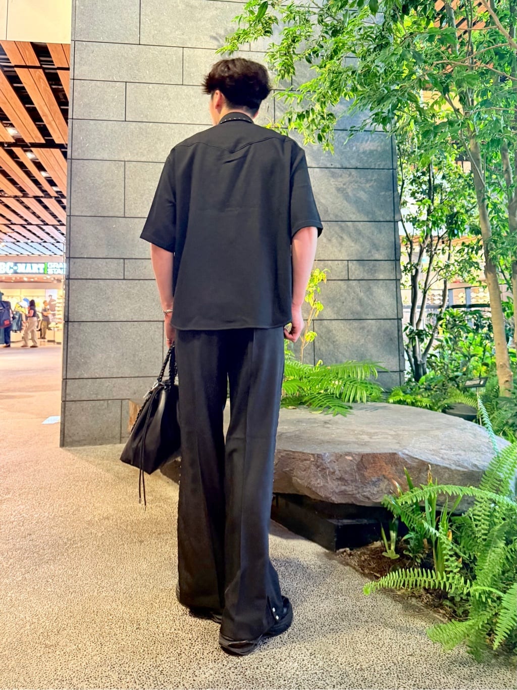 HARUさんの「tk.TAKEO KIKUCHI｜ウェスタンスタッズシャツ」を使ったコーディネート