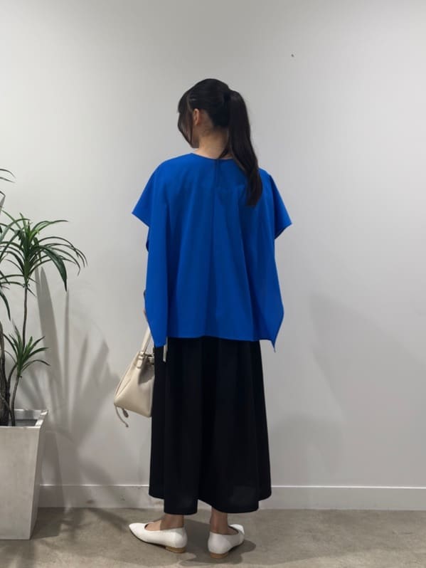 ibukiさんの「INDIVI｜【体型カバー】スクエアブラウス」を使ったコーディネート