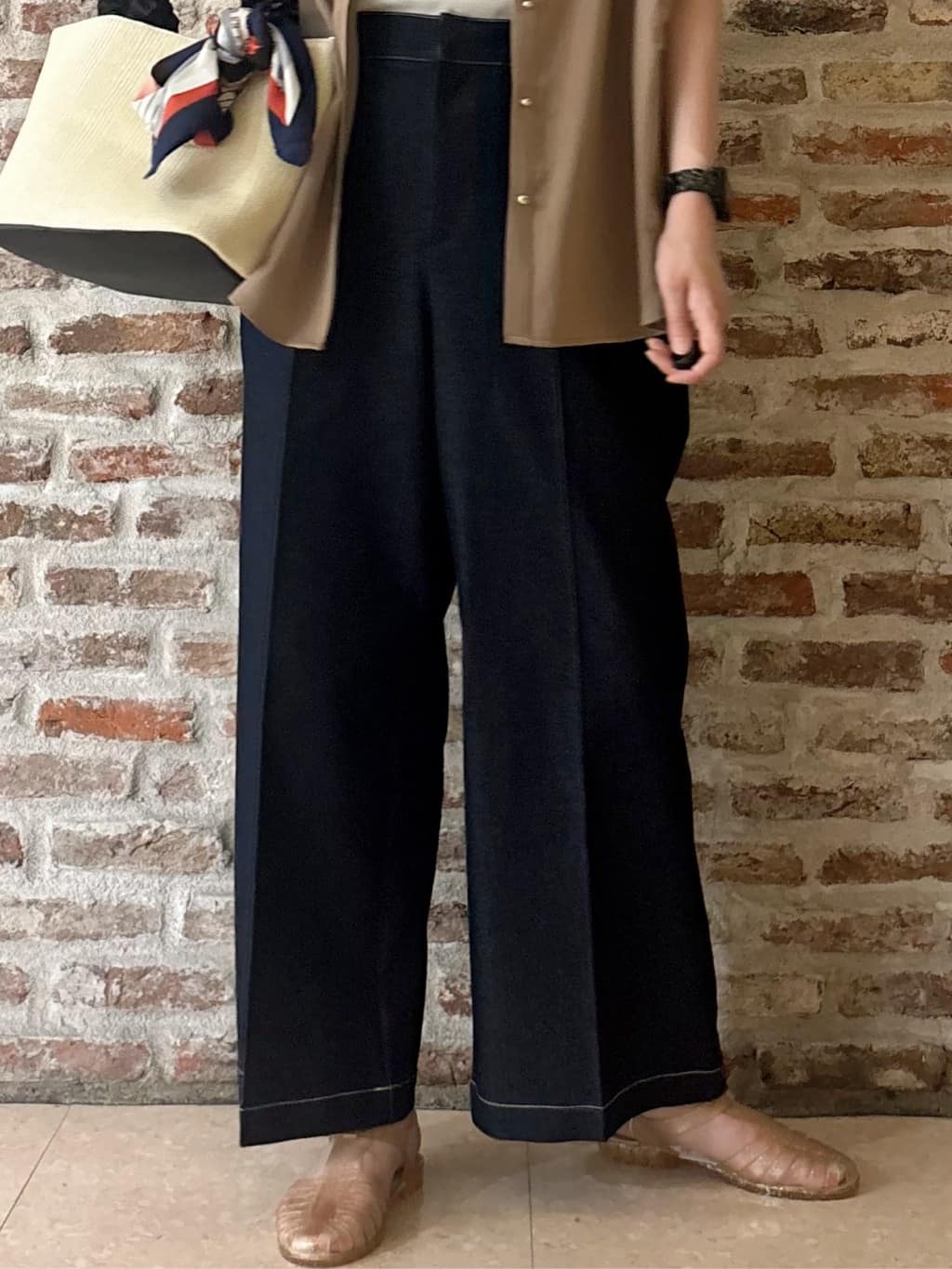 しばさんの「THE SHOP TK｜コットンライクブラウス【接触冷感/洗濯機OK/UV/セットアップ可】」を使ったコーディネート