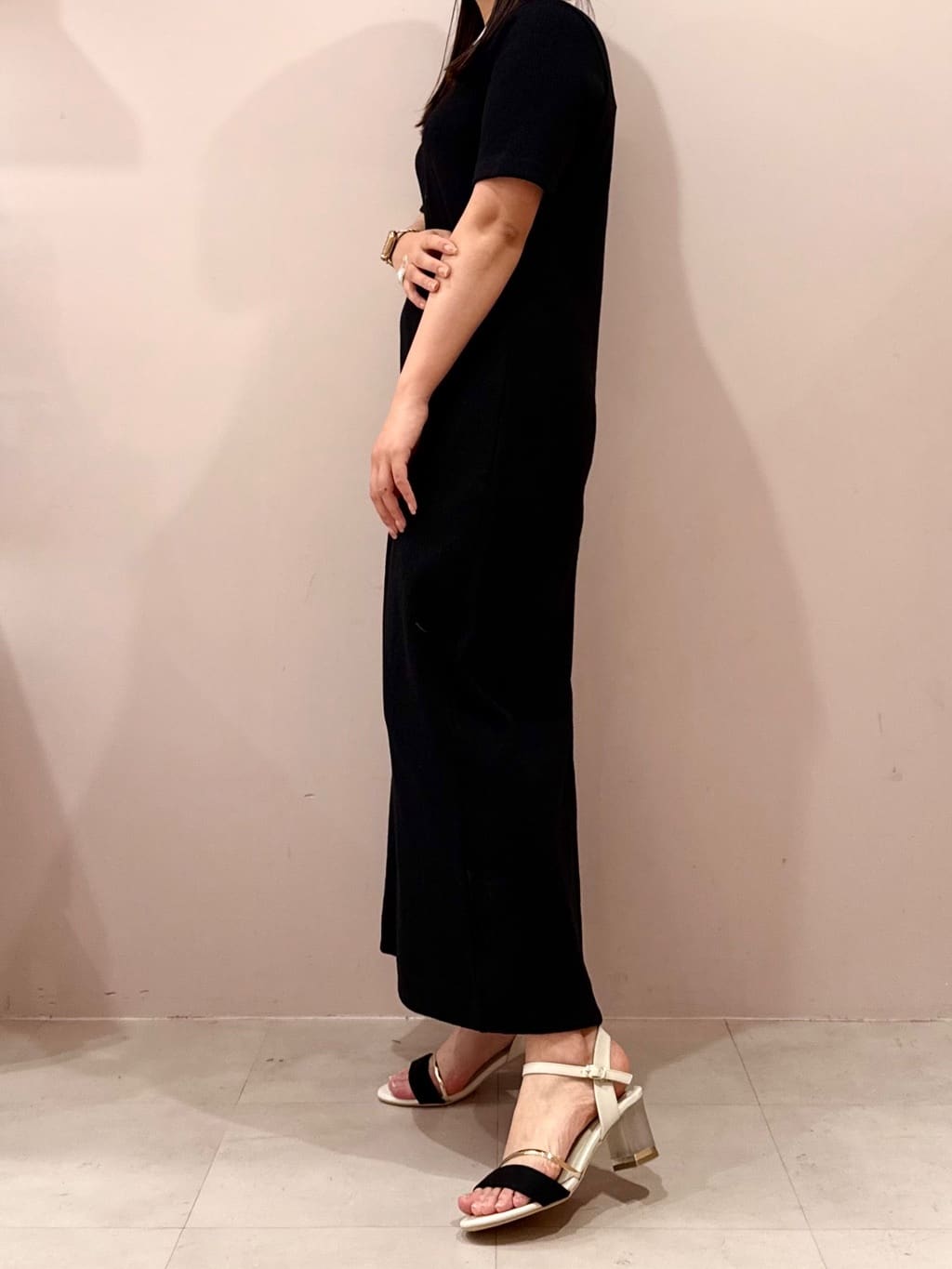 SEIKOさんの「ESPERANZA｜カラーヒールサンダル」を使ったコーディネート