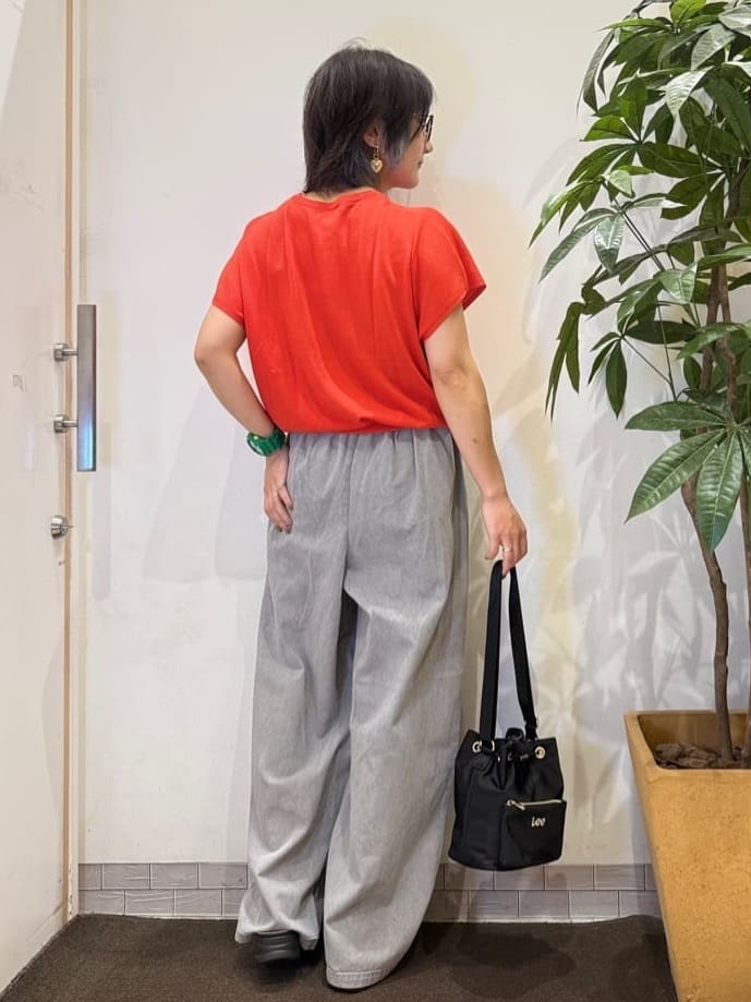 misakiさんの「SHOO･LA･RUE｜【S-LL/ひんやり/UV】二の腕をきれいにカバー ショルダータックトップス」を使ったコーディネート