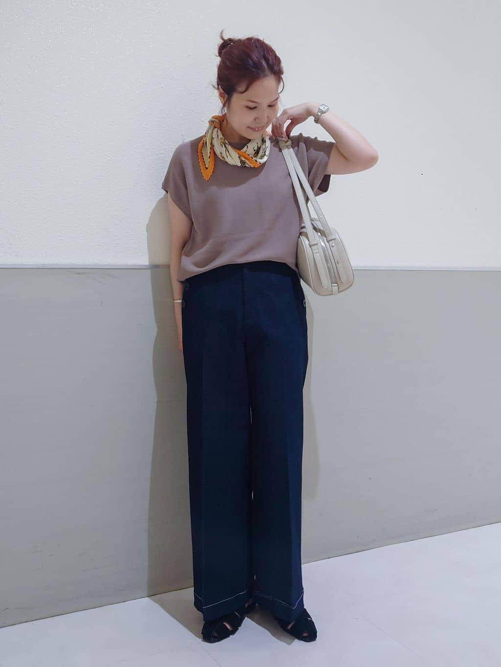 maruさんの「THE SHOP TK｜【6色展開】さらさらフレンチニット【毛玉になりにくい/洗濯機OK】」を使ったコーディネート