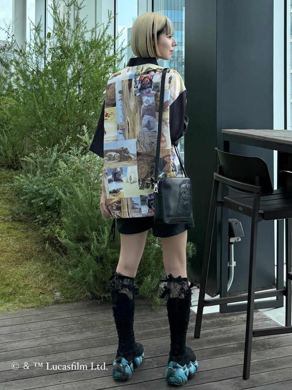 川本葵さんの「tk.TAKEO KIKUCHI｜【STAR WARS】Capsule Collection アオリミニショルダー」を使ったコーディネート
