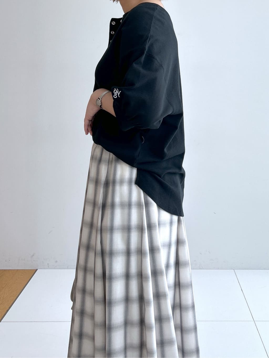 Hirokaさんの「Dessin｜【360度可愛い/前後2WAY/洗える】ライトコットンヘンリーカットソー」を使ったコーディネート