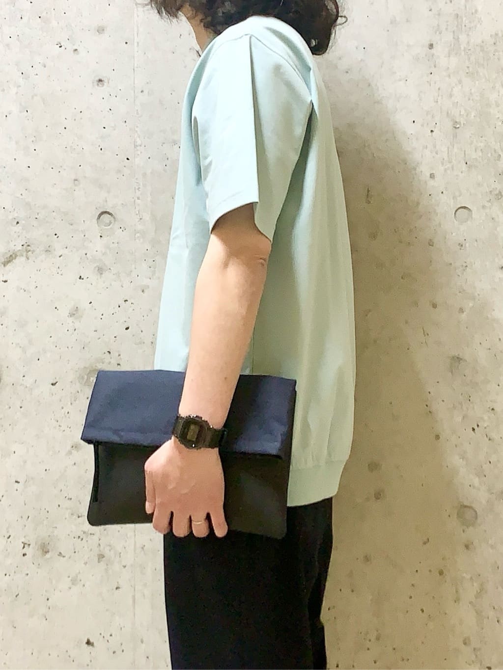 木村剛さんの「TAKEO KIKUCHI｜【抗菌防臭／5サイズ展開】ハイゲージポンチ Tシャツ」を使ったコーディネート