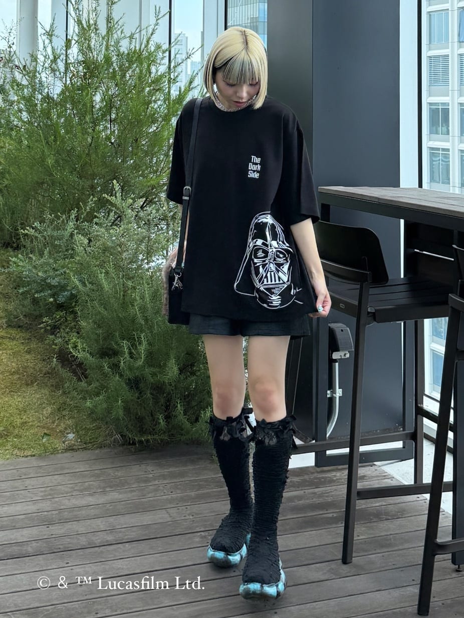 川本葵さんの「tk.TAKEO KIKUCHI｜【STAR WARS】Capsule Collection アオリミニショルダー」を使ったコーディネート