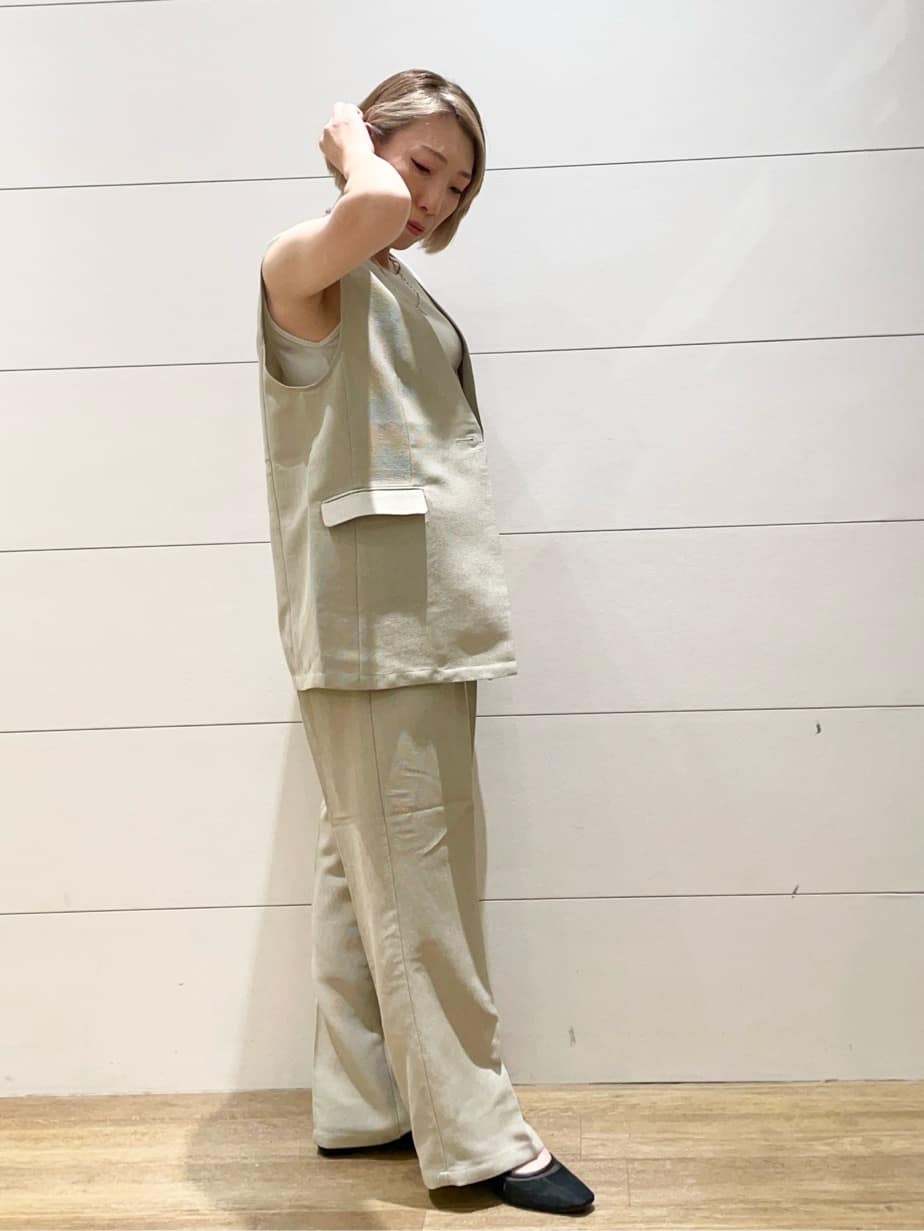 Ryoさんの「THE SHOP TK｜【スッキリ決まる】パナマメッシュジレ/洗える/セットアップ可」を使ったコーディネート