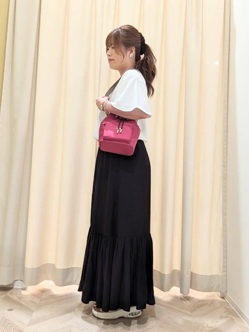 うっちーさんの「SHOO･LA･RUE｜」を使ったコーディネート