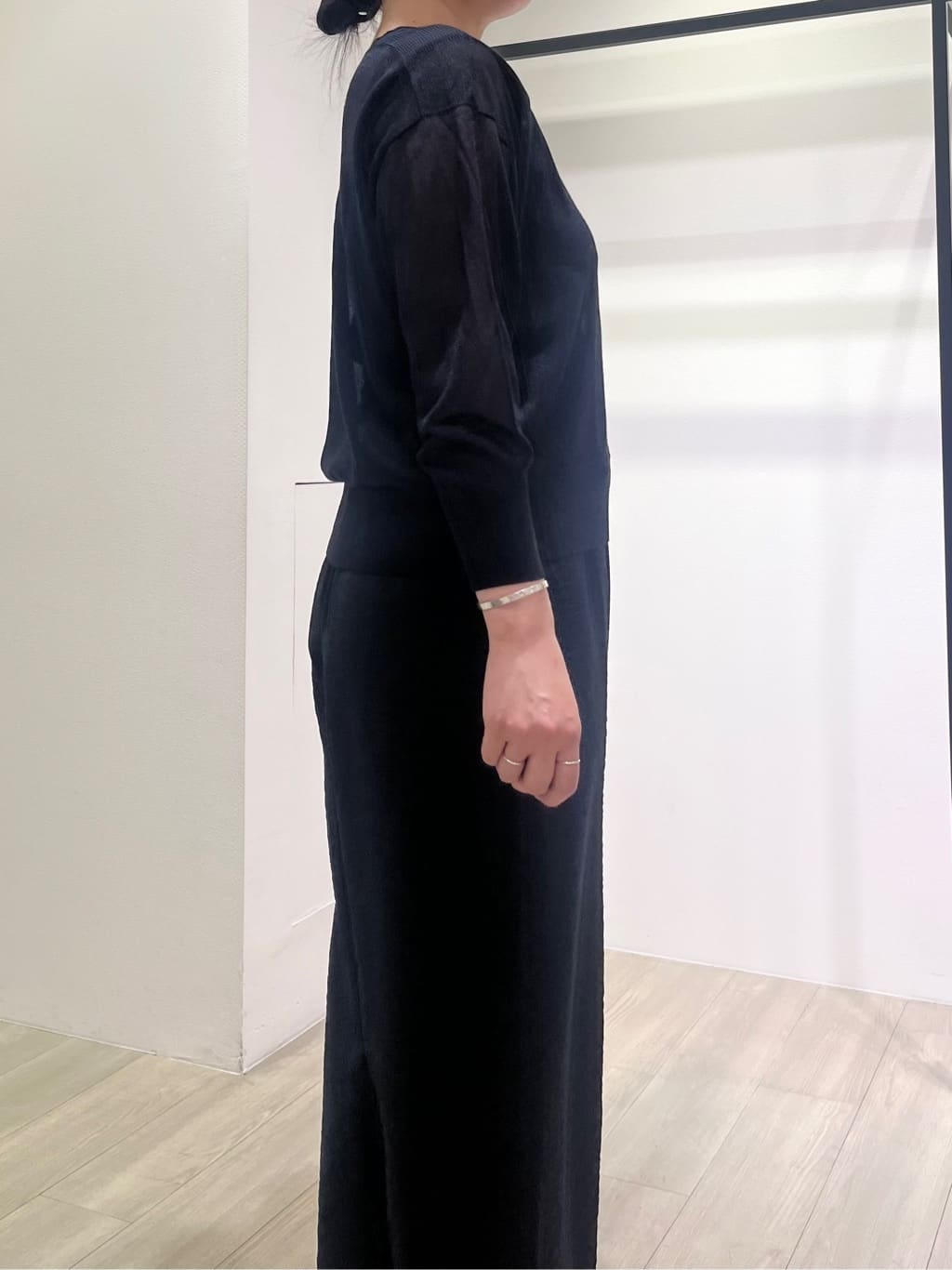 hasuさんの「INDIVI｜【日本製】ビスチェインナータンクトップ」を使ったコーディネート