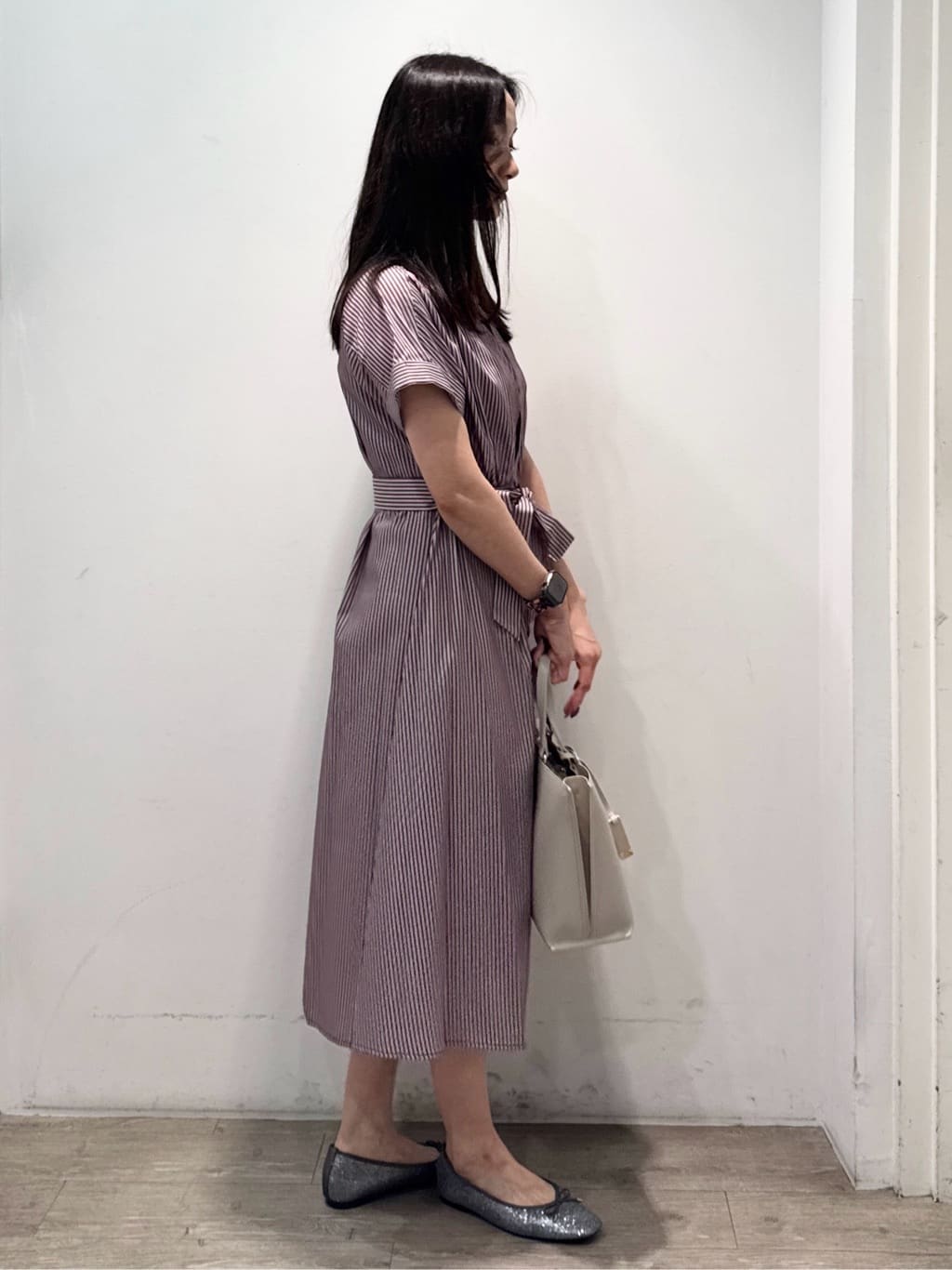 yuicciさんの「OPAQUE.CLIP｜《XS-LLサイズ》マルチストライプシャツワンピース【洗濯機洗い可／イージーアイロン／防シワ】」を使ったコーディネート