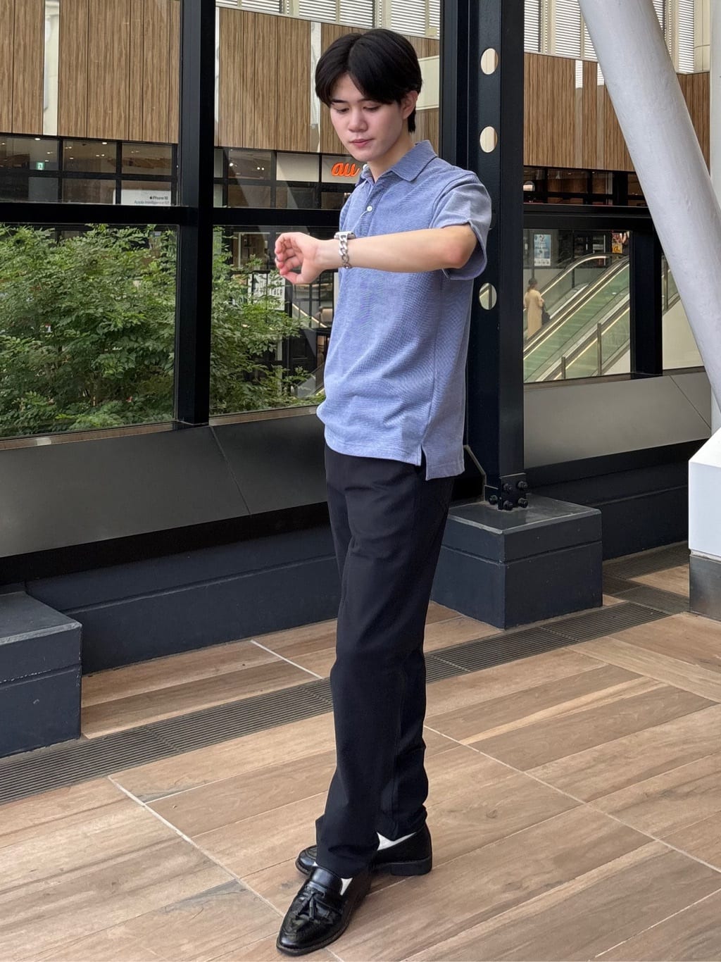 うらしーさんの「THE SHOP TK｜【オールシーズン穿ける！】7DAYSストレッチへリンボンパンツ　ON&hArr;OFF兼用」を使ったコーディネート