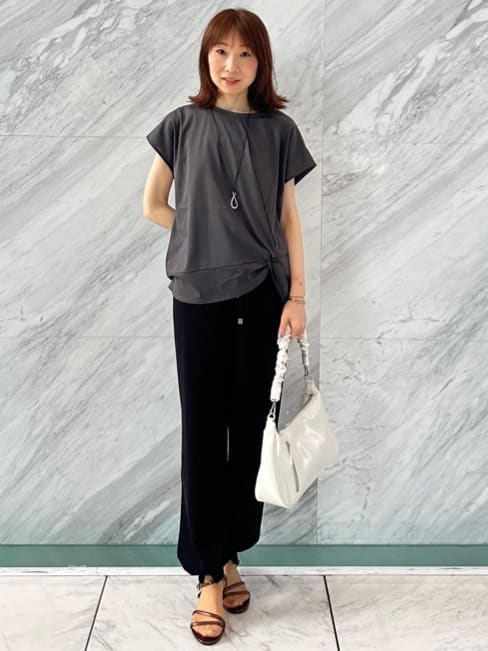 Miwaさんの「UNTITLED｜【洗える/Tシャツ】ツイストプルオーバー」を使ったコーディネート