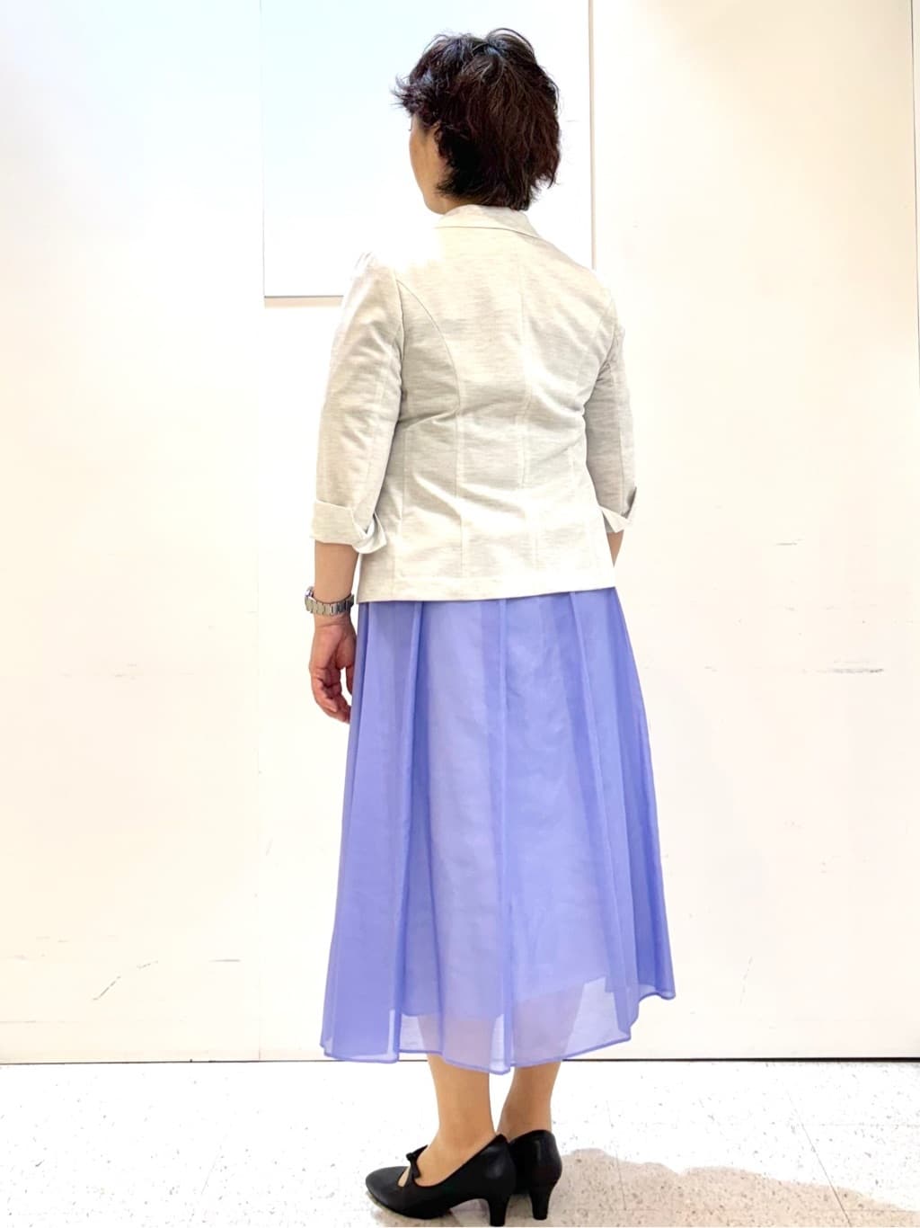 ヤスコさんの「Reflect｜【マシンウォッシュ可／セットアップ可】シアーボックスタックプリーツスカート」を使ったコーディネート