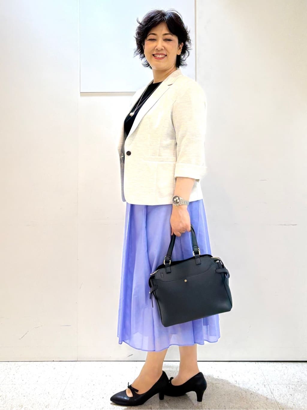 ヤスコさんの「Reflect｜【マシンウォッシュ可／セットアップ可】シアーボックスタックプリーツスカート」を使ったコーディネート