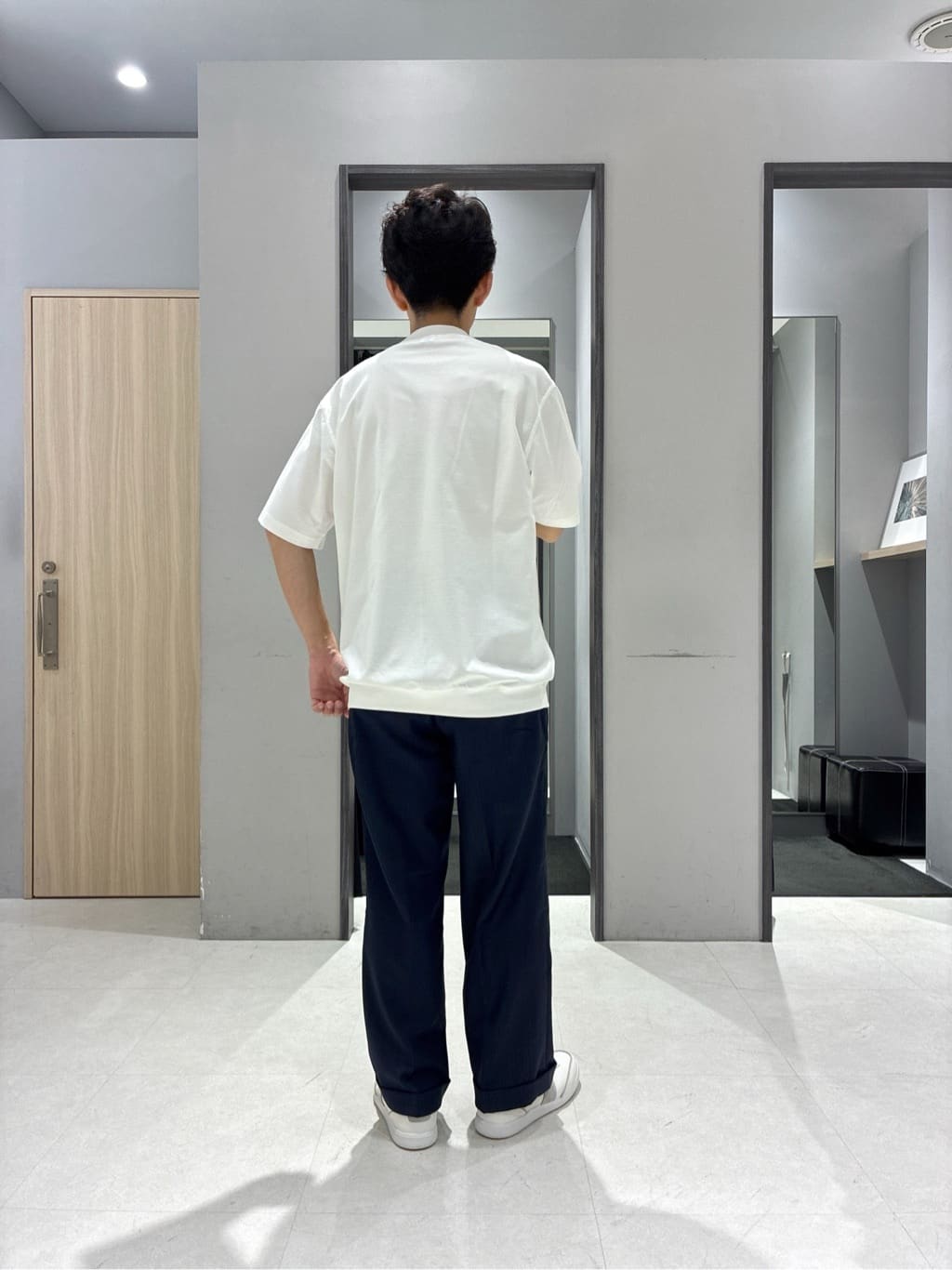 わいずみさんの「TAKEO KIKUCHI｜【抗菌防臭／5サイズ展開】ハイゲージポンチ Tシャツ」を使ったコーディネート