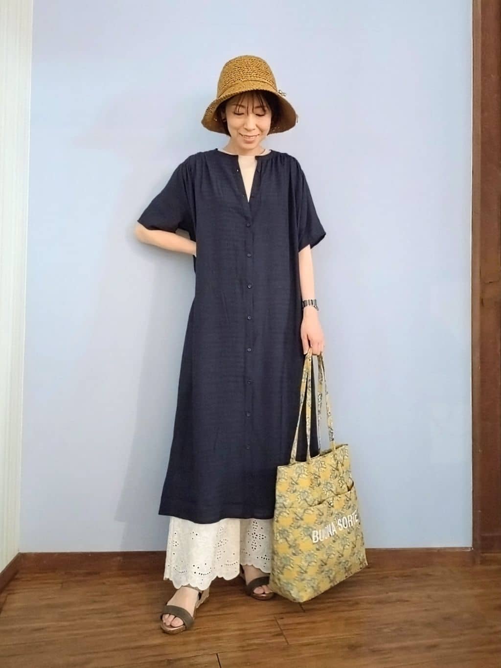 miomioさんの「SHOO･LA･RUE｜【S-LL】華やかさをプラスする 裾刺繍ストレートパンツ」を使ったコーディネート