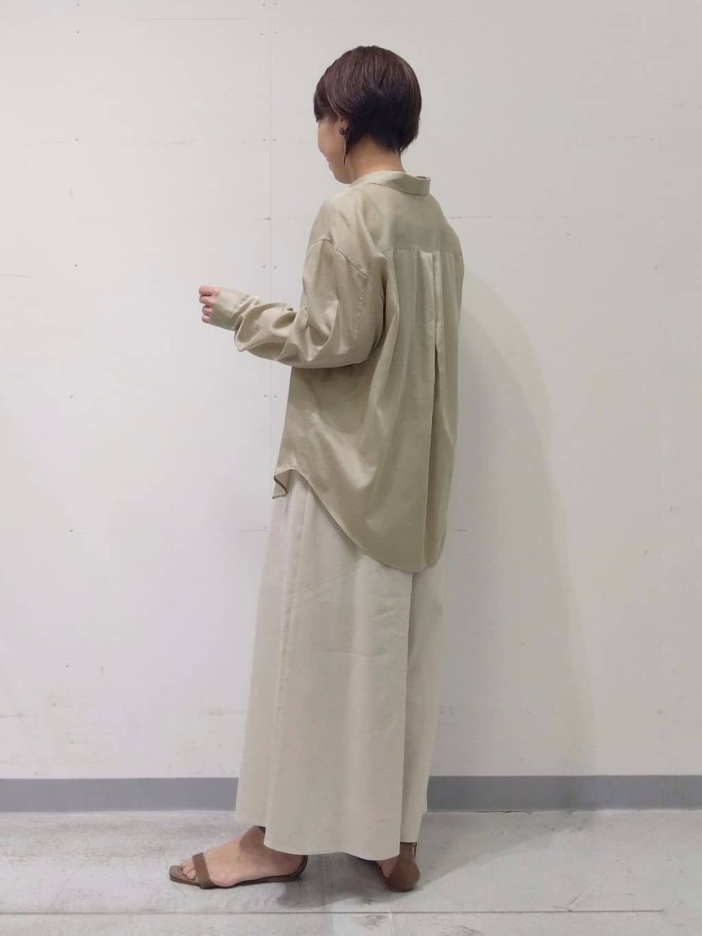 Kさんの「INDIVI｜【洗える／清涼感◎】ワイドフレアパンツ／スカーチョ」を使ったコーディネート