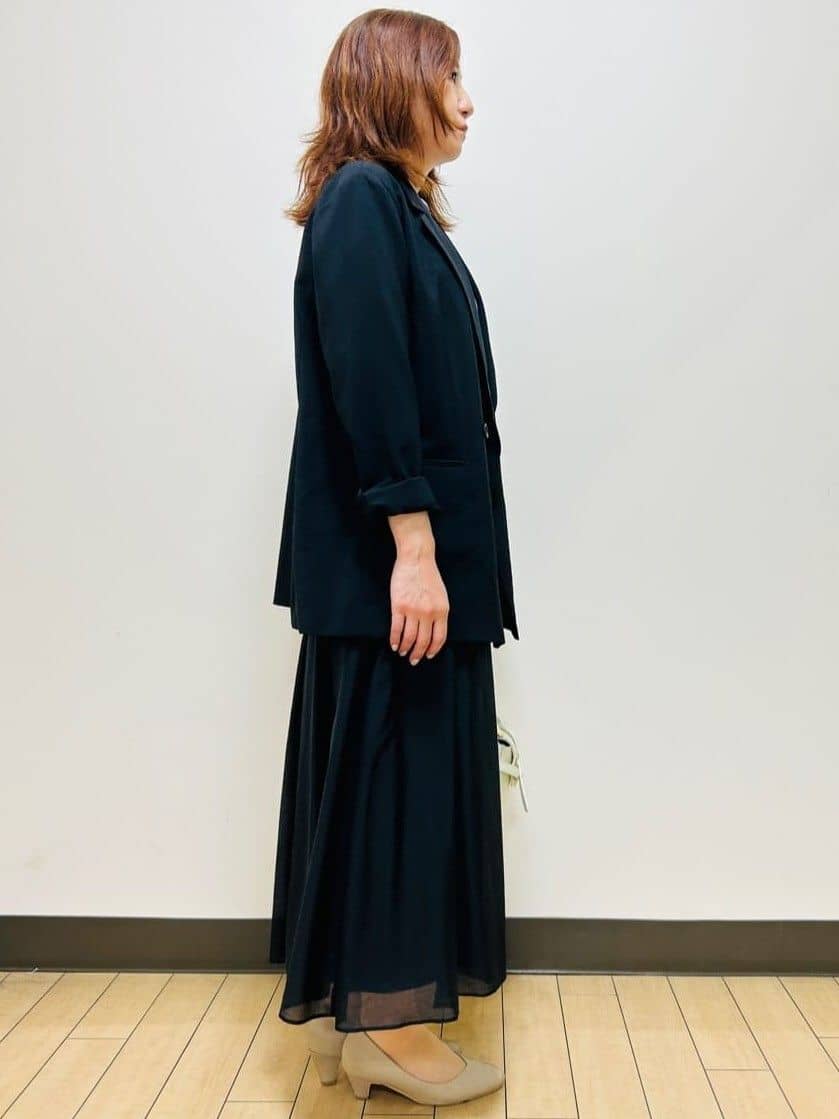 miiiさんの「Reflect｜【マシンウォッシュ可／セットアップ可】シアーボックスタックプリーツスカート」を使ったコーディネート