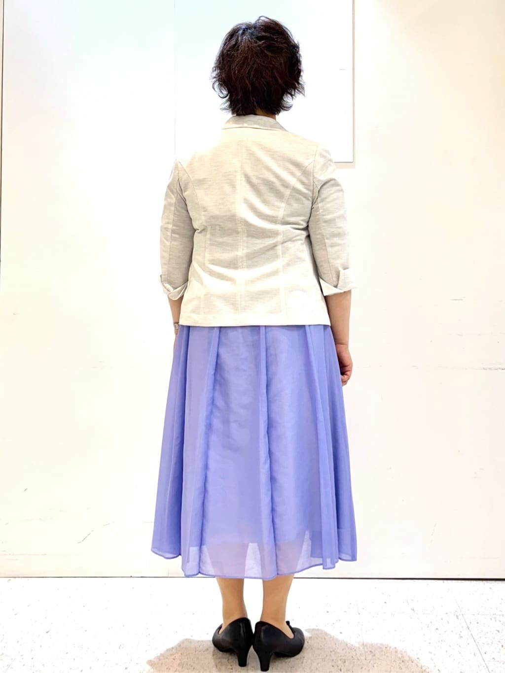 ヤスコさんの「Reflect｜【マシンウォッシュ可／セットアップ可】シアーボックスタックプリーツスカート」を使ったコーディネート