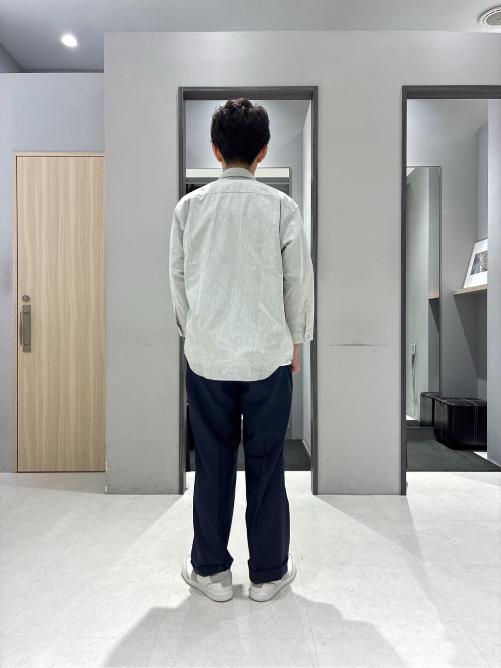 わいずみさんの「TAKEO KIKUCHI｜【抗菌防臭／5サイズ展開】ハイゲージポンチ Tシャツ」を使ったコーディネート