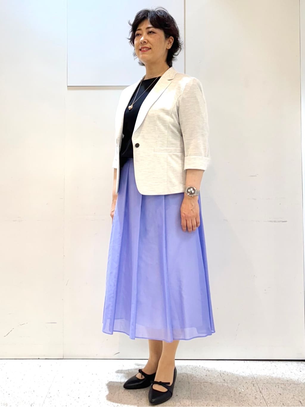 ヤスコさんの「Reflect｜【マシンウォッシュ可／セットアップ可】シアーボックスタックプリーツスカート」を使ったコーディネート