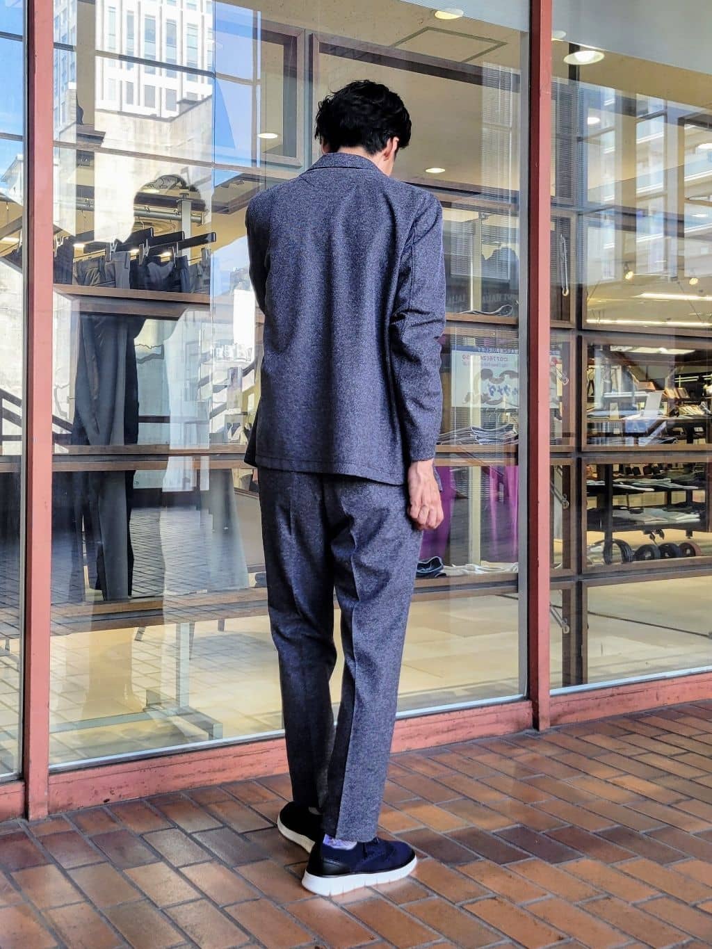 piroyaさんの「TAKEO KIKUCHI｜【抗菌防臭／5サイズ展開】ハイゲージポンチ Tシャツ」を使ったコーディネート